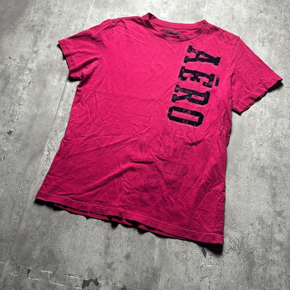 Aeropostale Women's Red and Pink T-shirt